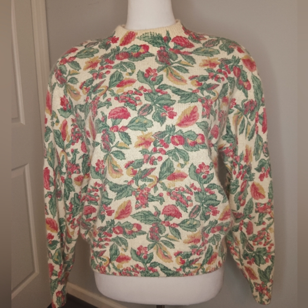 Vintage Accordeon Silk Blend Floral Sweater